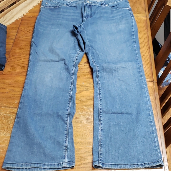Lee bootcut, size 18W - Picture 3 of 7